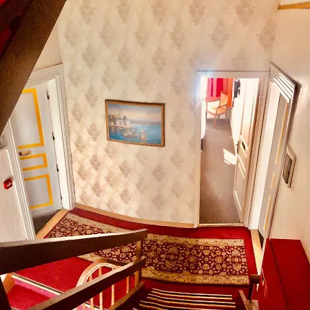 Le Safran Hotel 3*