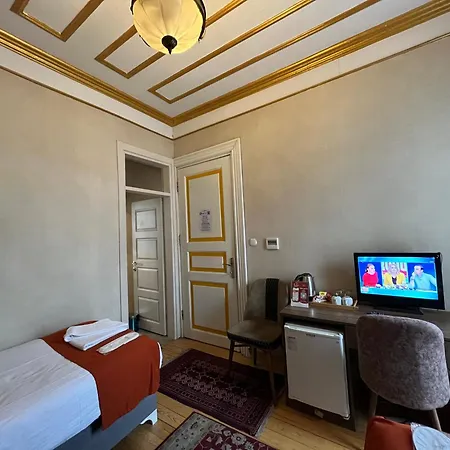 Le Safran Hotel 3*